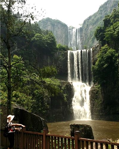 三折瀑景区