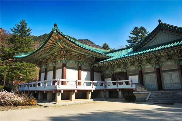 峨眉山普贤寺