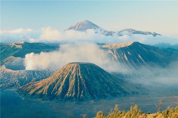 龙江火山群-科洛火山景区