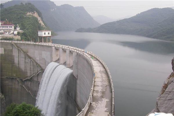 密山青年水库