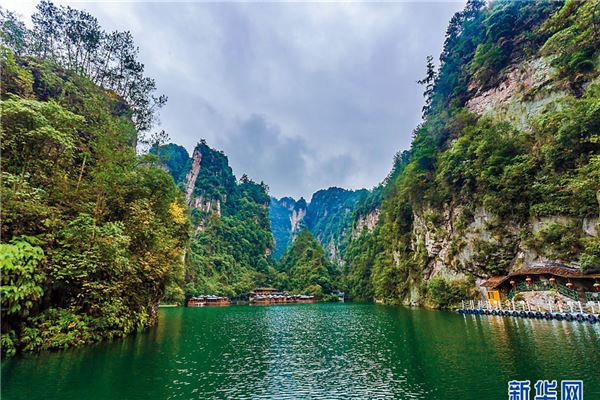 宝峰湖风景区