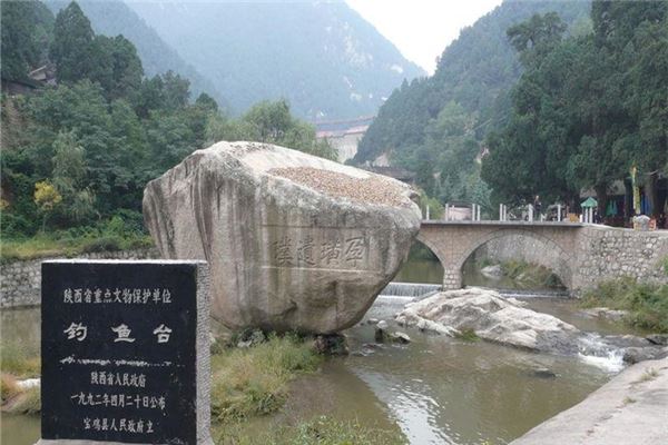 钓鱼台景区