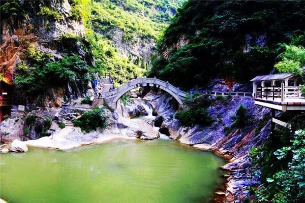 西狭颂风景区