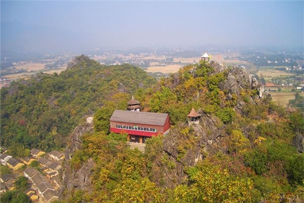 崆峒岩