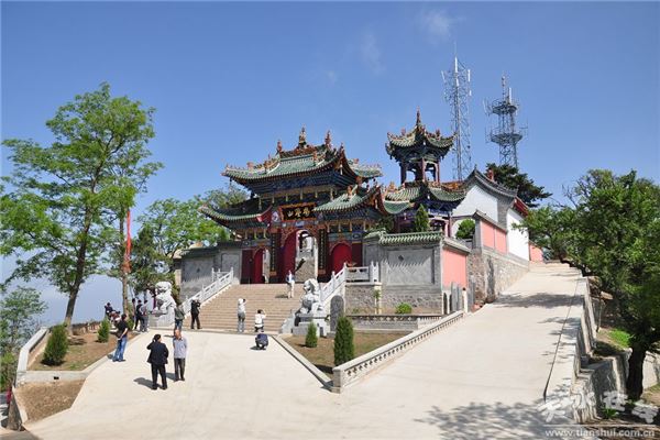 天水凤凰山景区