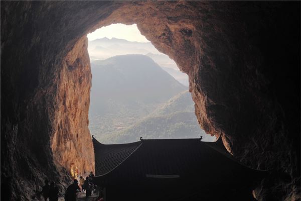 基隆仙岩洞