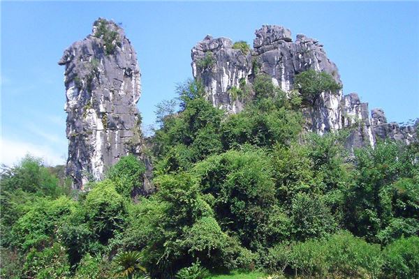 刚察骆驼山