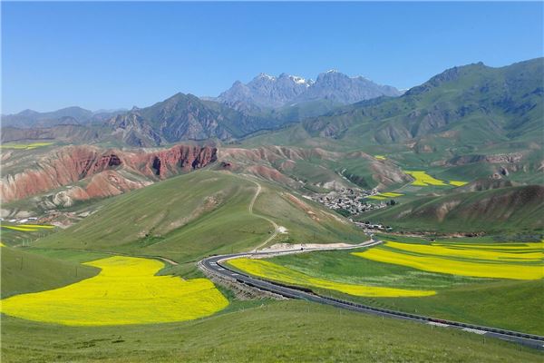 卓尔山景区