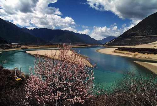 八盘峡旅游度假区