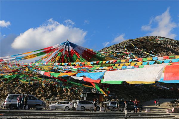 色季拉山