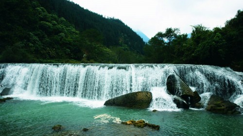 鲁布革三峡