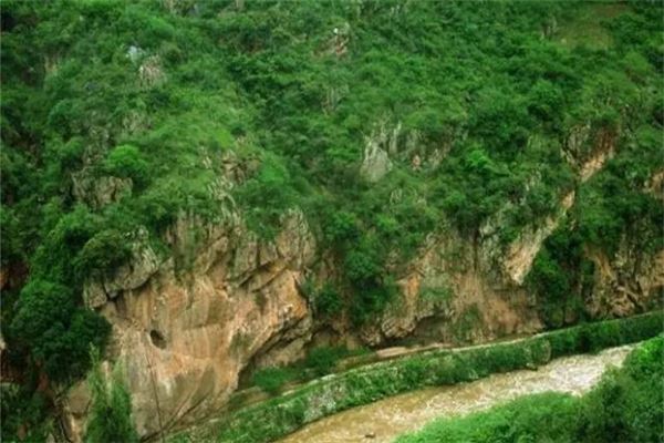 河上洞风景区