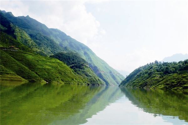 北盘江岸二台果