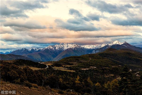 俄初山