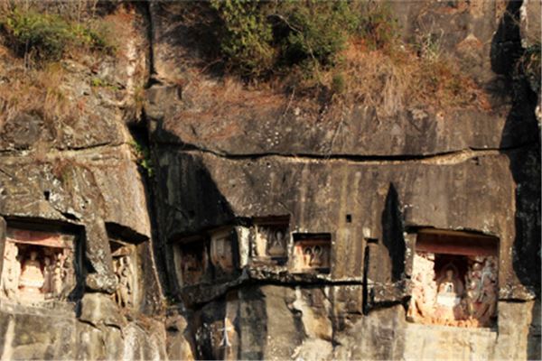 水宁寺摩崖造像