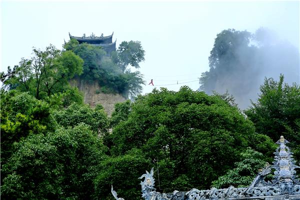 江油窦团山