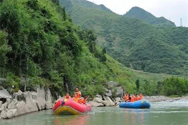 铜鼓滩漂流