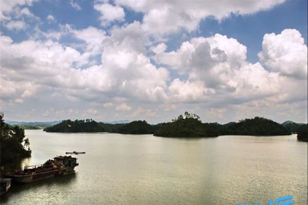 六陈水库风景区