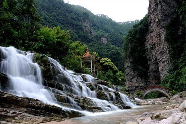 千层峰风景区