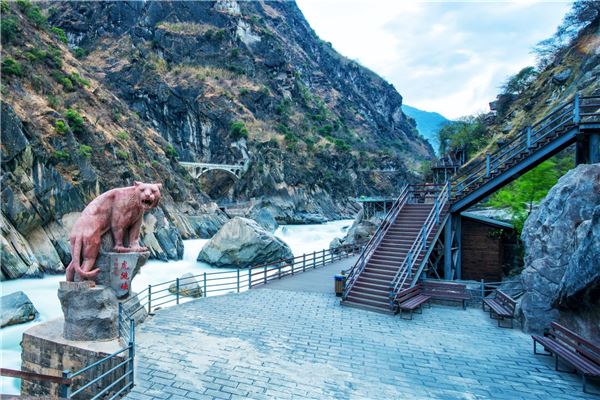 虎跳峡风景旅游区