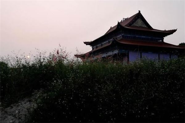 广海灵湖古寺