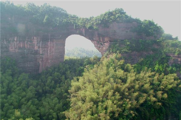 溶家洞风光