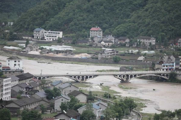 阳日湾