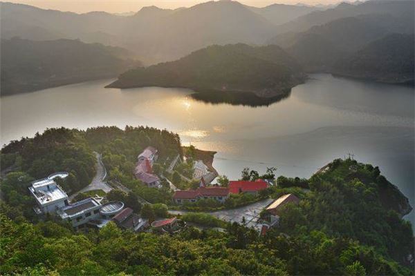 香山湖景区