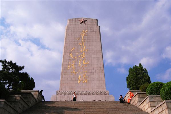 英雄山风景区