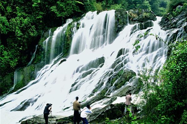 大岗山瀑布