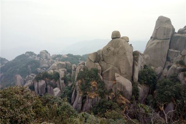 摩霄峰游览区