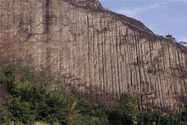 天成岩