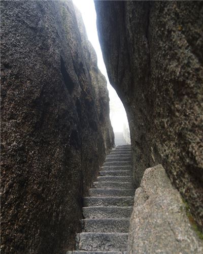 黄山一线天