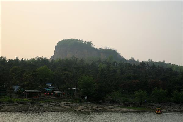 卧龙山风景区