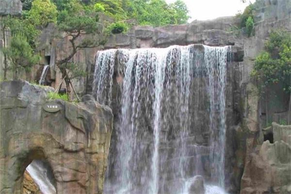 凯恩飞石岭景区