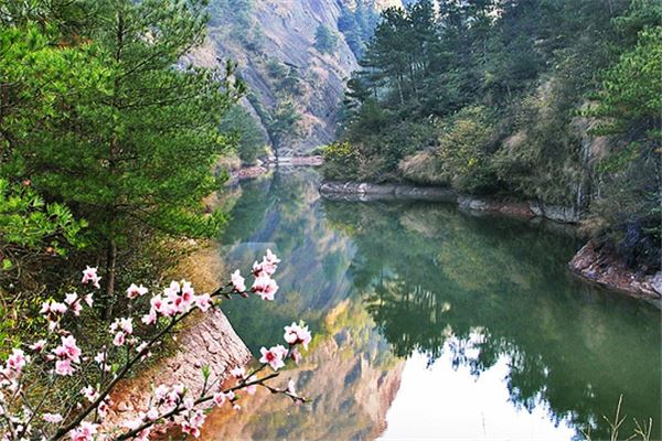 九峰山风景区